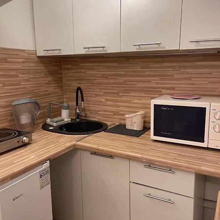 Maly Apartament Z Kuchnia I Lazienka Szczecin Exterior foto